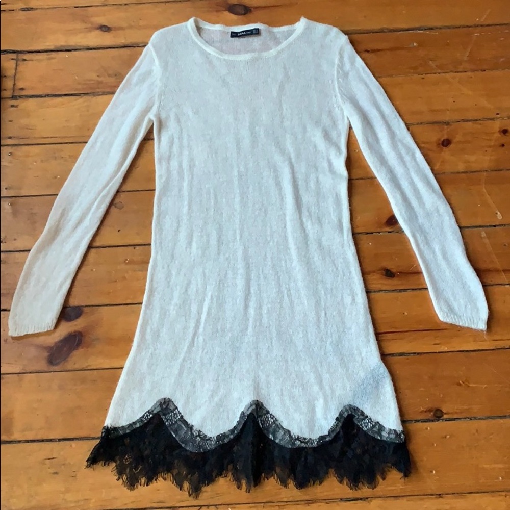 Zara Knit 🧶 Dress with Lace Trim ❤️